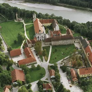 Hotel Klostergasthof Raitenhaslach