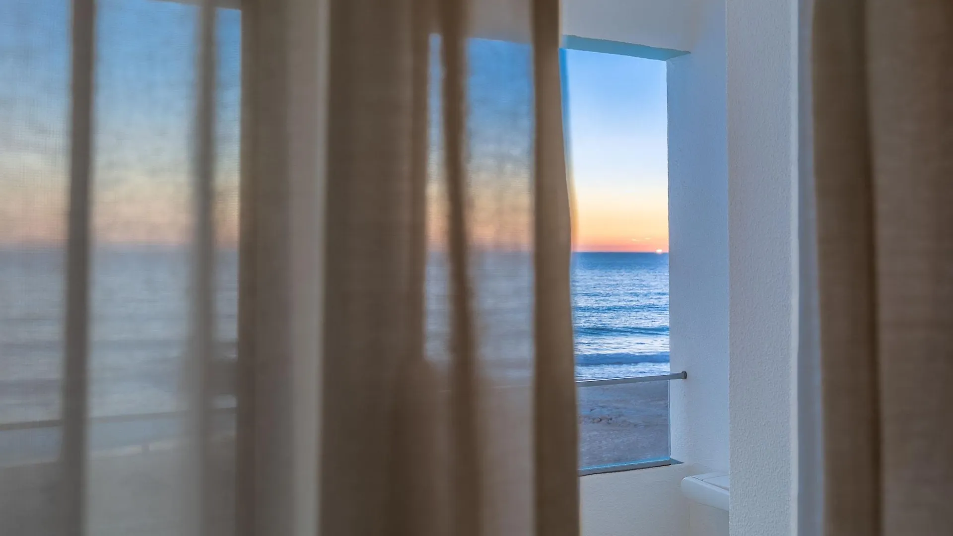 Dom Jose Beach Hotel Quarteira 3*,